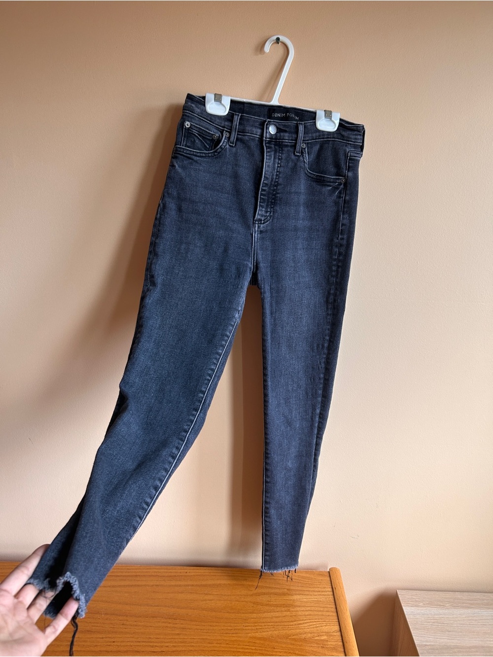Denim Forum Dark Gray Skinny Jeans with Raw Hem - 27